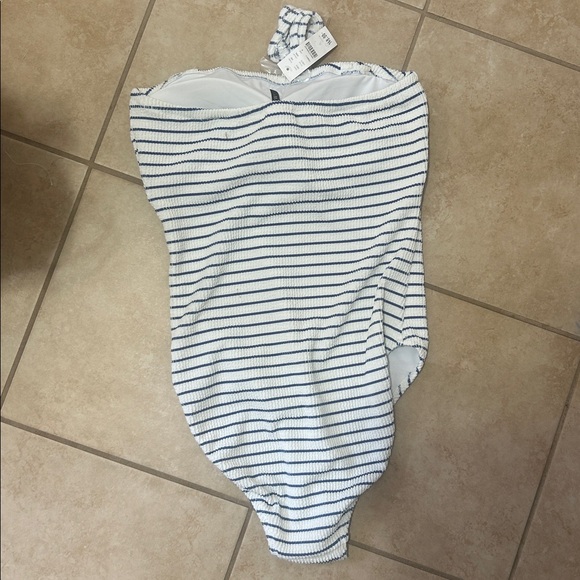 Jcrew Gemma bandeau scrunchie one-piece - Picture 8 of 9